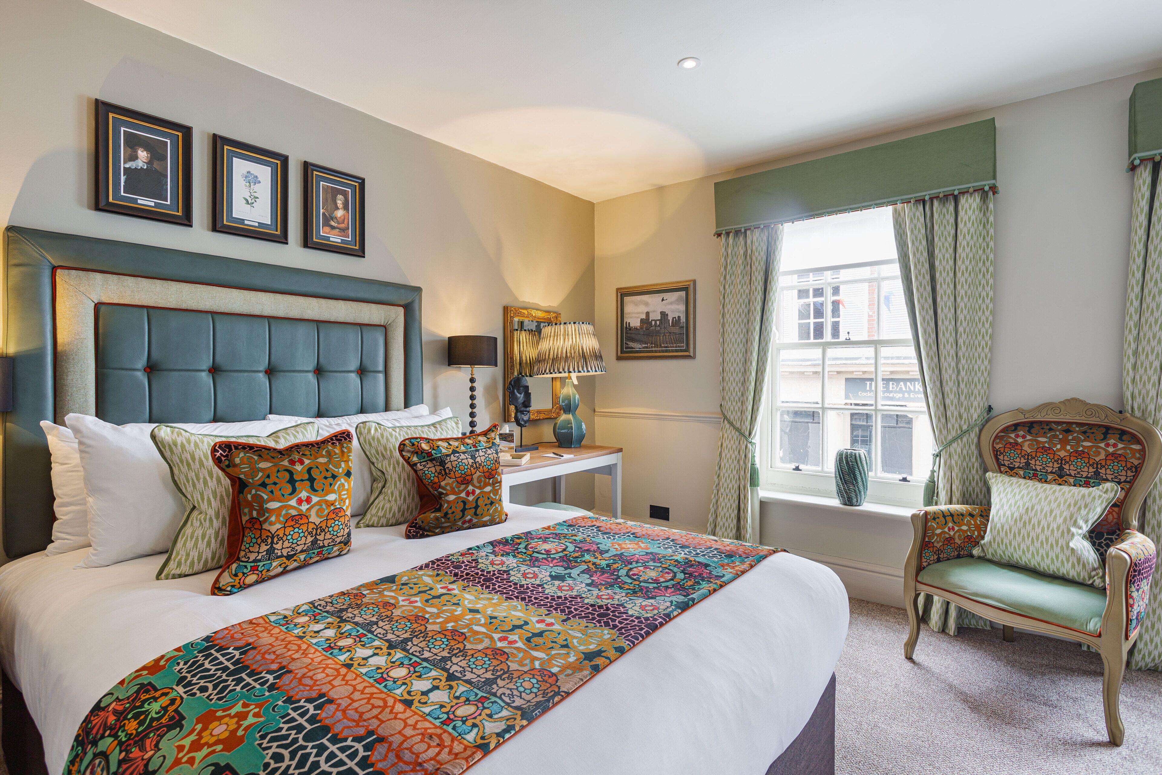 THE GEORGE HOTEL, AMESBURY, WILTSHIRE - THE COACHING INN GROUP